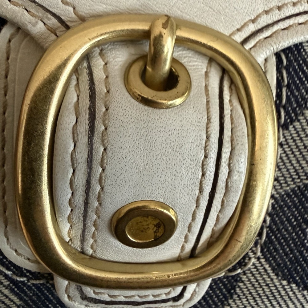 COACH BLEEKER WHITE LEATHER SNAP FLAP BLUE/WHITE DENIM SIGNATURE C LONG WALLET - Picture 16 of 16